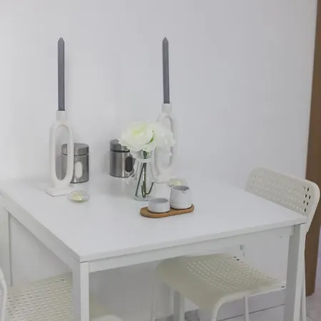 Economy Bedroom With Private Bathroom, Area St Julians - 3 Mins Seafront - Shared Common Area San Giuliano